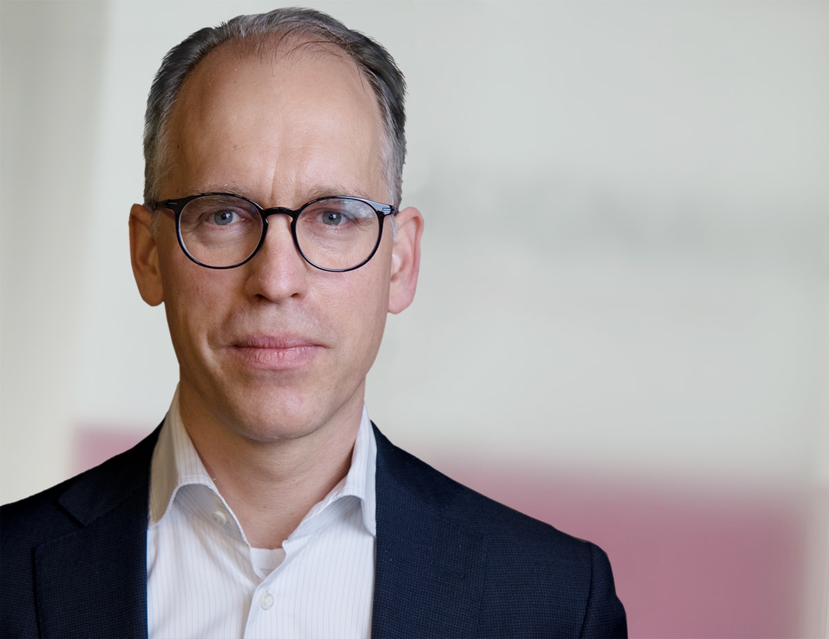 Portrait image of Daniel Rosenthal