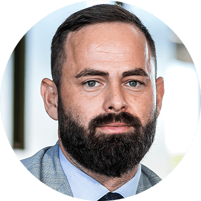 Headshot of André Borchert