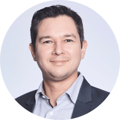 Headshot of Markus Loebus