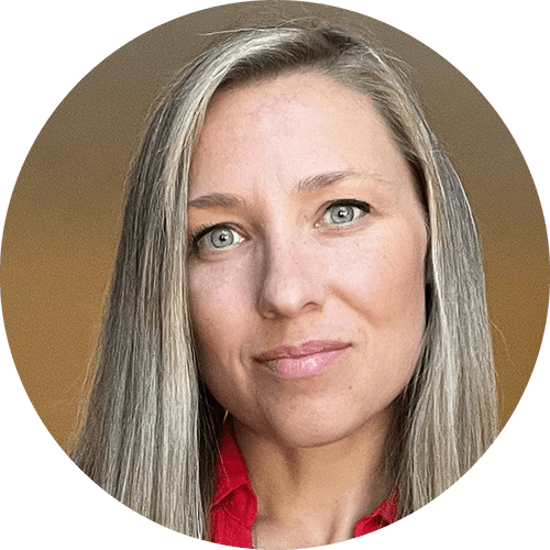 Headshot of Alexis Hippe