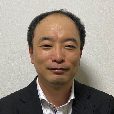 江波　龍一 氏